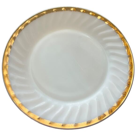Mid Century Fire King Milk Glass Gold Trimmed Plate Oven Safe USA - Picture 10 of 10